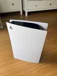 PlayStation 5 – Stan idealny + 2 pady + stacja ładująca + opakowania