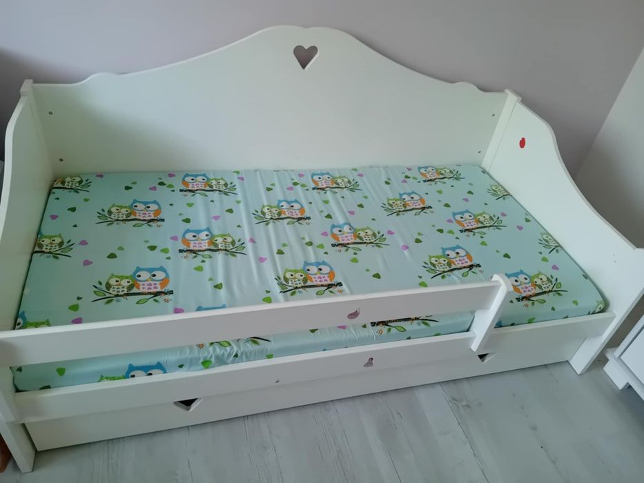 Łóżeczko dziecięce z szufladą