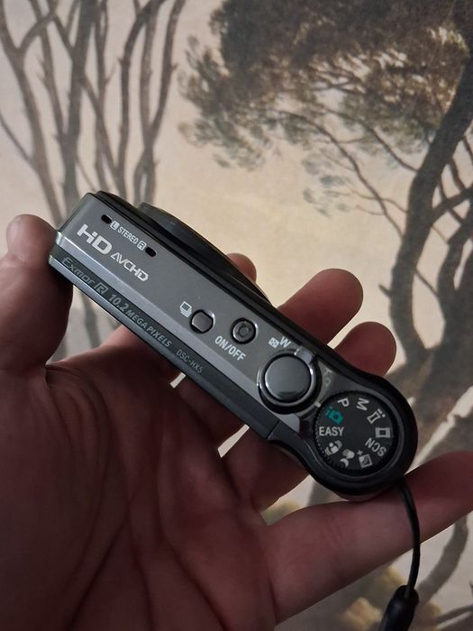 Цифровой фотоаппарат Sony Cyber-shot DSC-HX5V