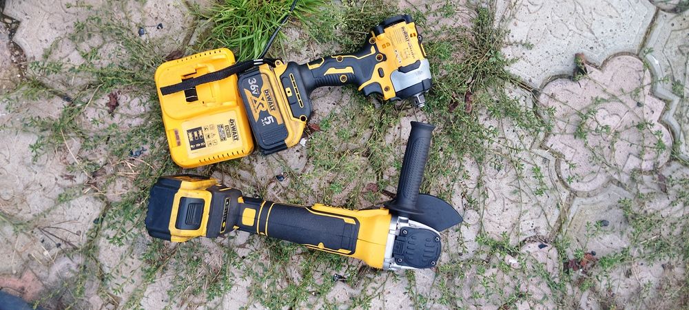 Болгарка та гайковерт DeWalt