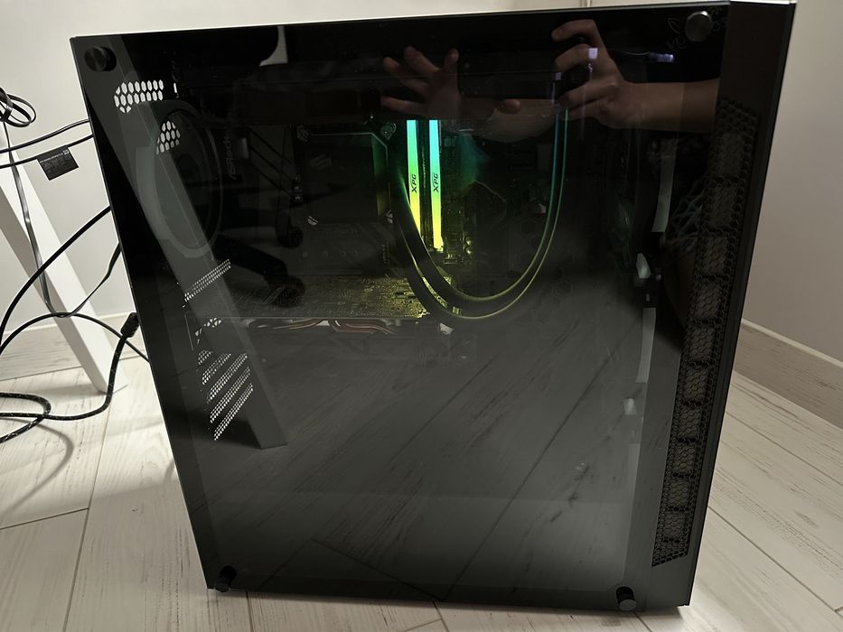 Komputer głównie gamingowy, m.in. i5-9600K, Gigabyte Radeon RX 590