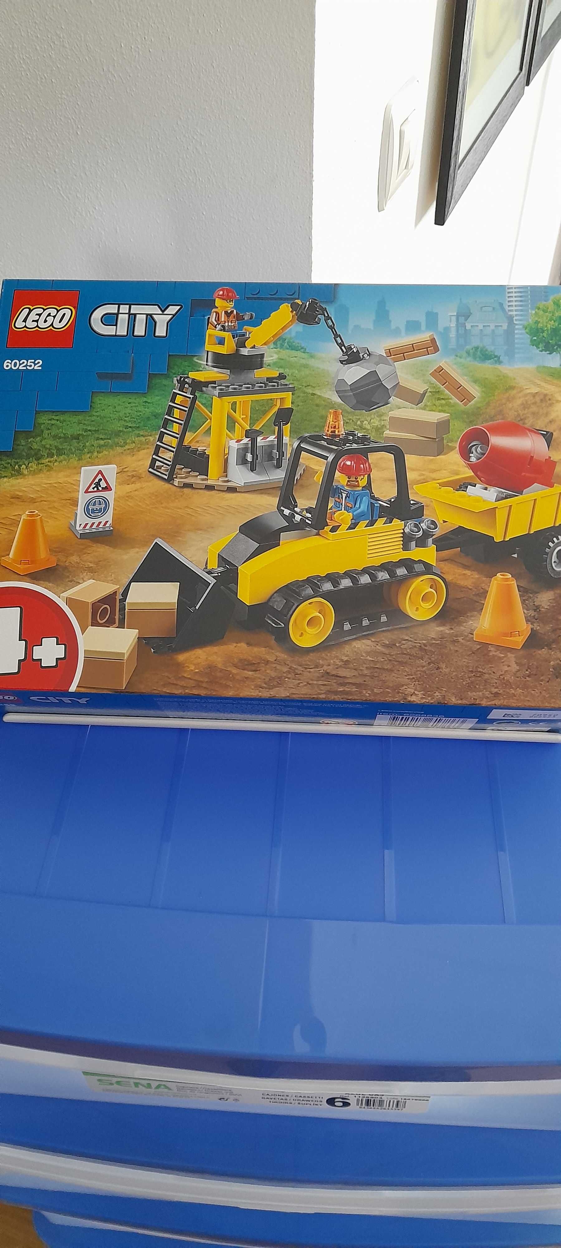 Lego City 60252, 60399 e 60401 em cx de fábrica