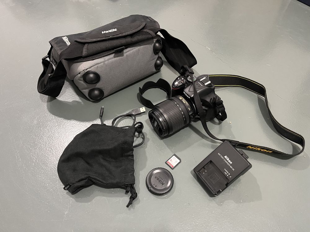 Máquina Fotográfica digital Nikon D5200
