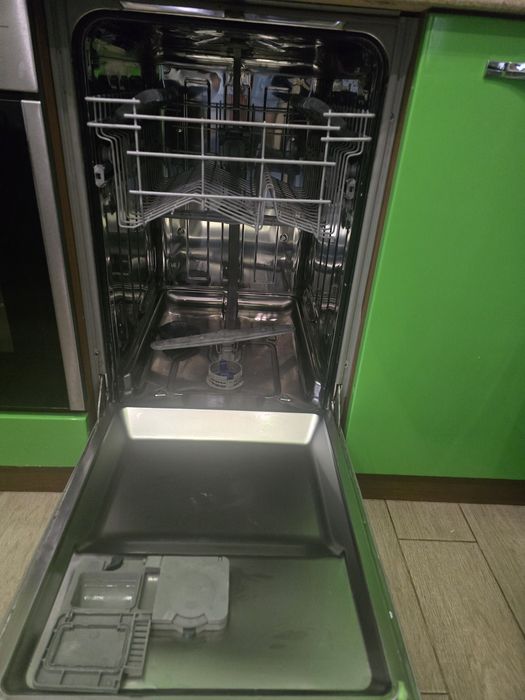 Посудомойка, встроенная  BEKO 45см б/у на 9 наборов