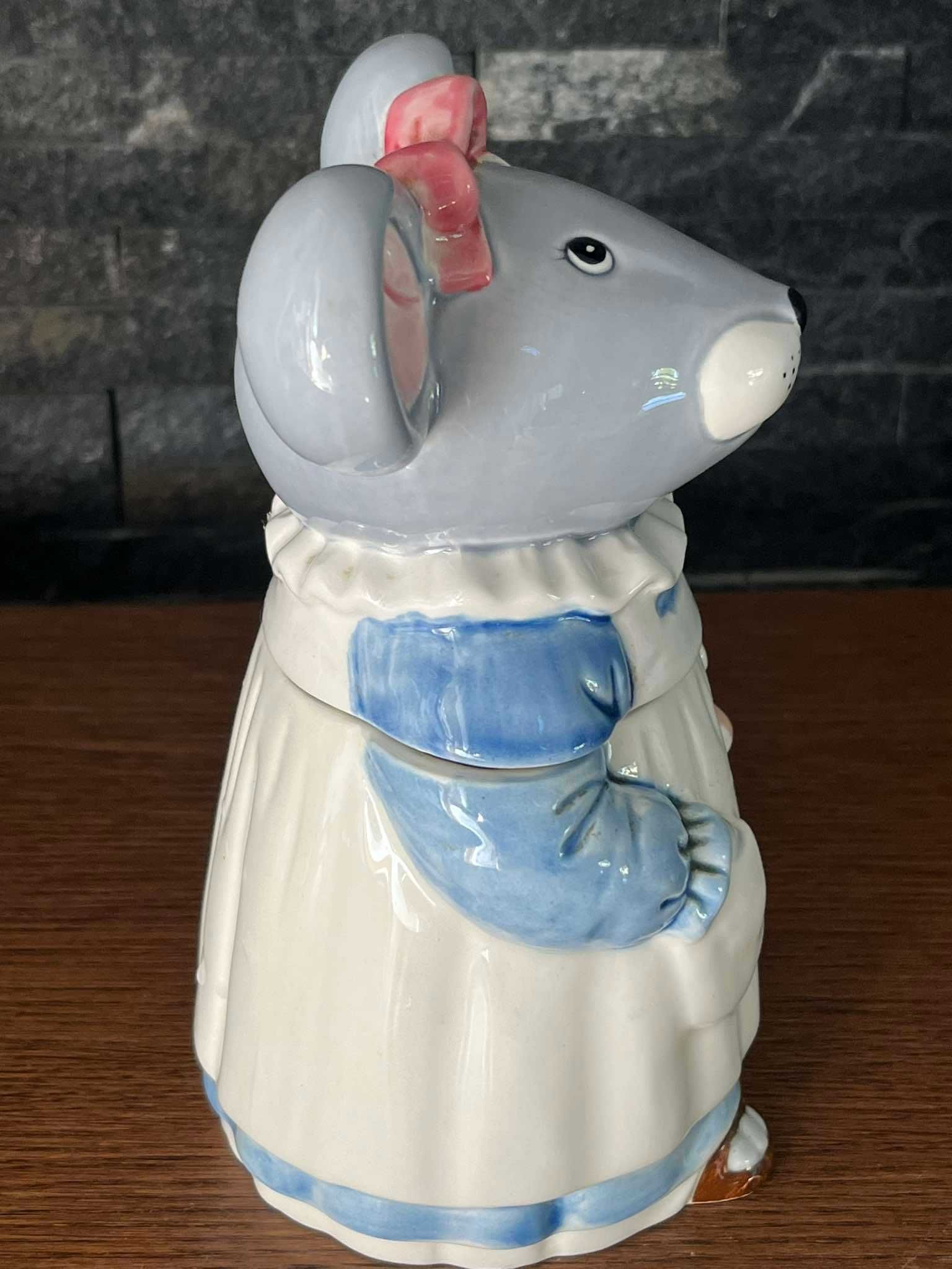 Mysz cudny porcelanowy pojemnik