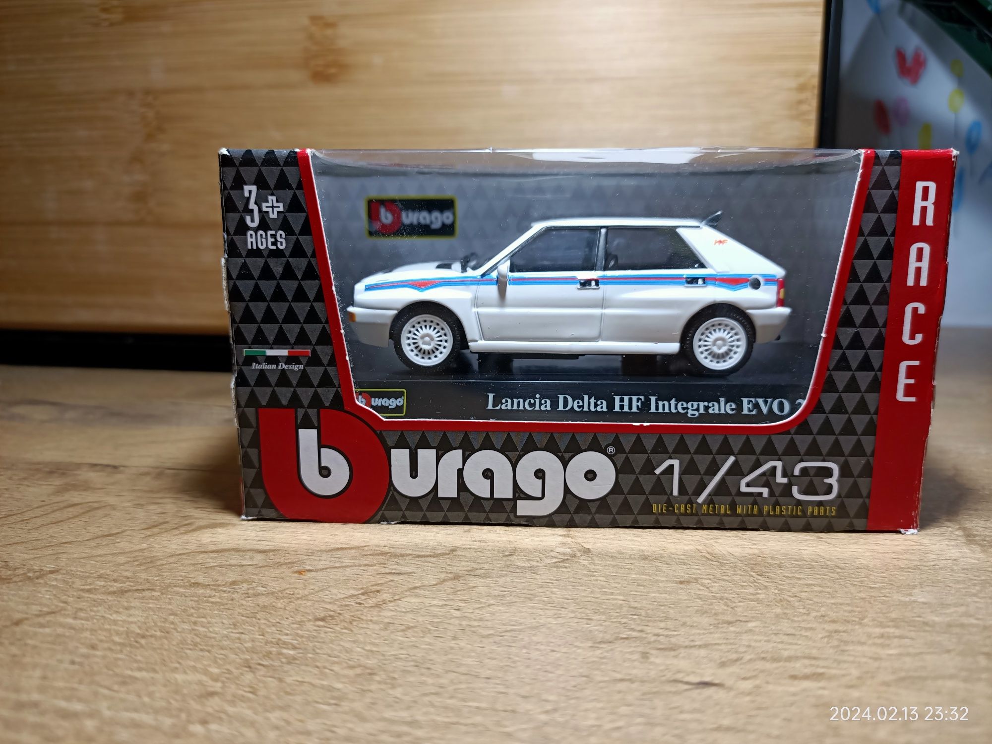 Bburago Lancia Delta HF Integrale EVO 2 seria RACE 1/43