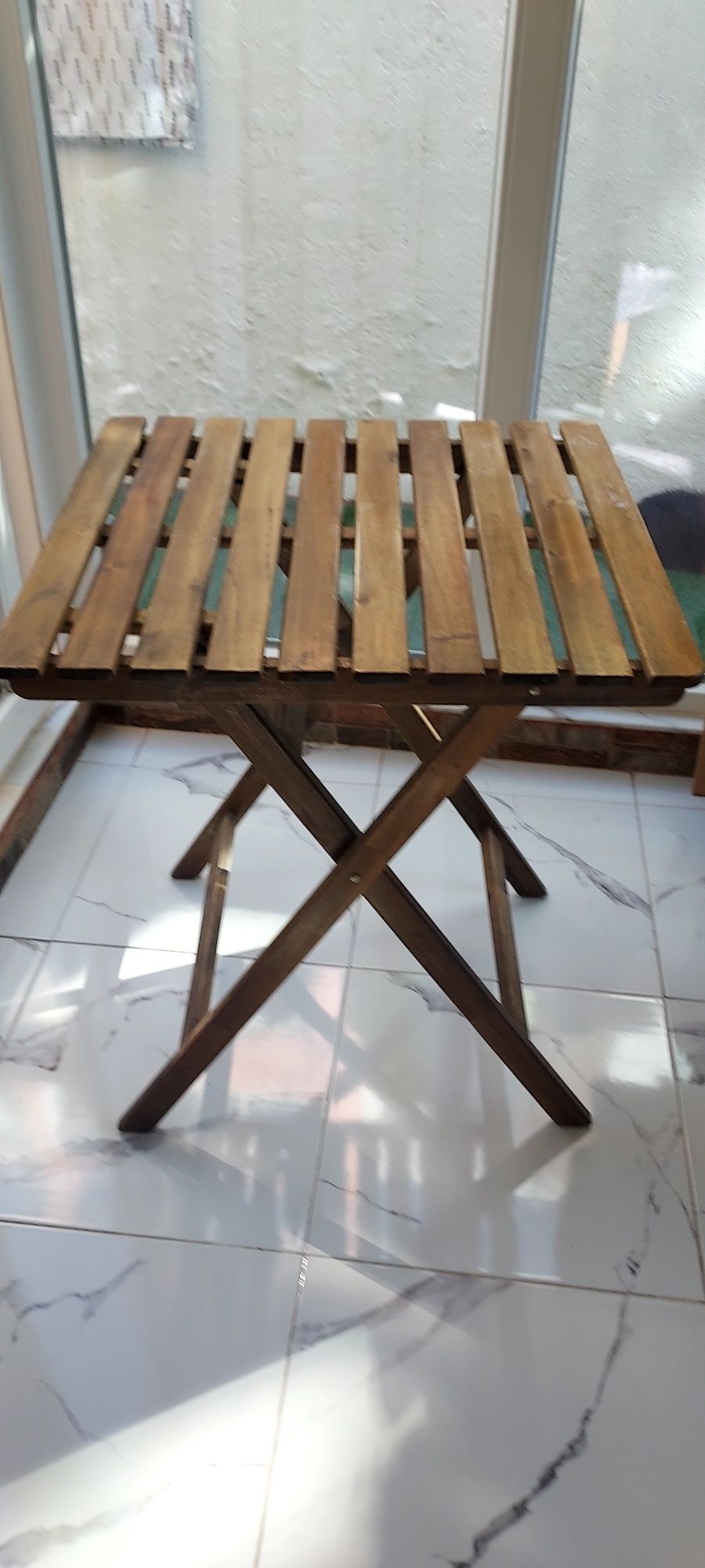 Mesa e cadeiras exterior
