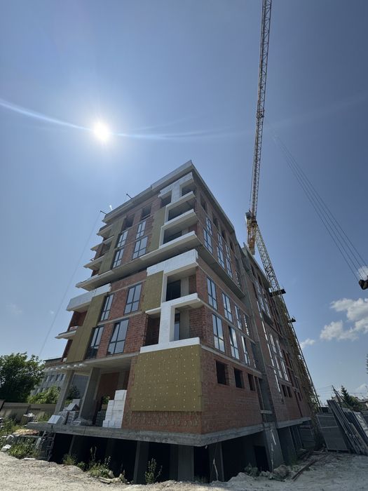 Продаж 2-кім квартири в елітному будинку в Городку