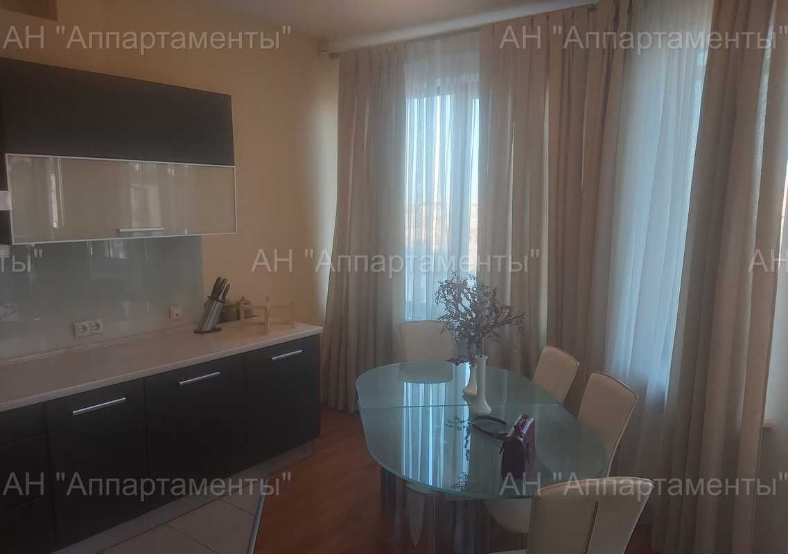 Продам 3к-студию в новострое, 90м, дизайн.ремонт, 2 лоджии, Центр
