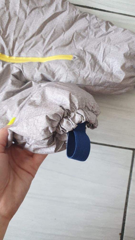 Kombinezon zimowy dziecięcy ze ściągaczami r.80