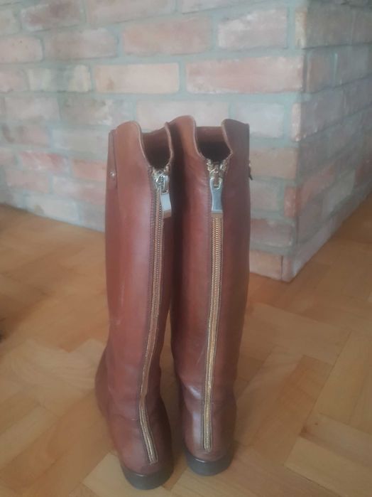 Kozaki damskie  skórzane Bugatti