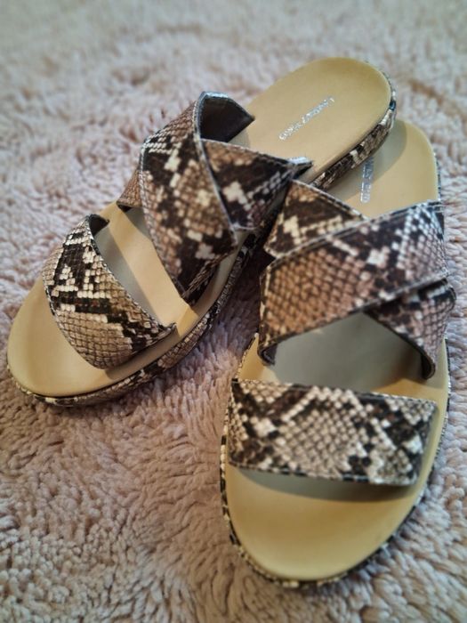 Klapki buty letnie Lands end ,print skóra węża rozm 36 nowe