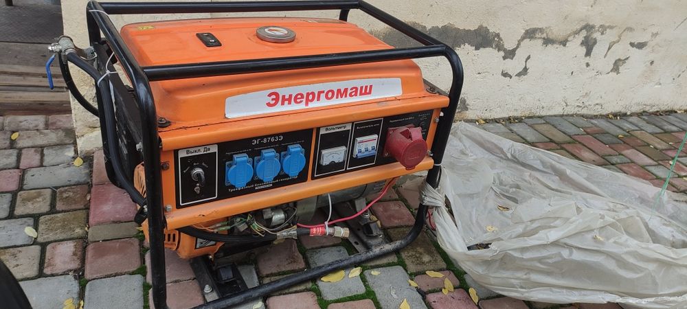 Бензиновий генератор 9 квт