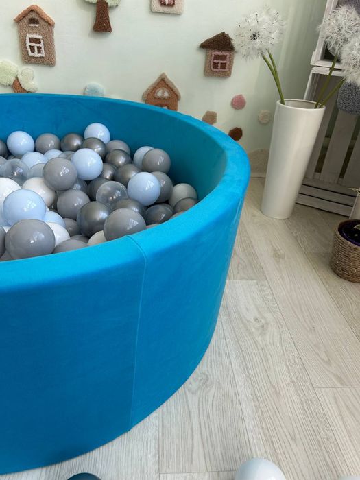 Детский сухой бассейн с шариками и без. Сухі басейни з кульками і без