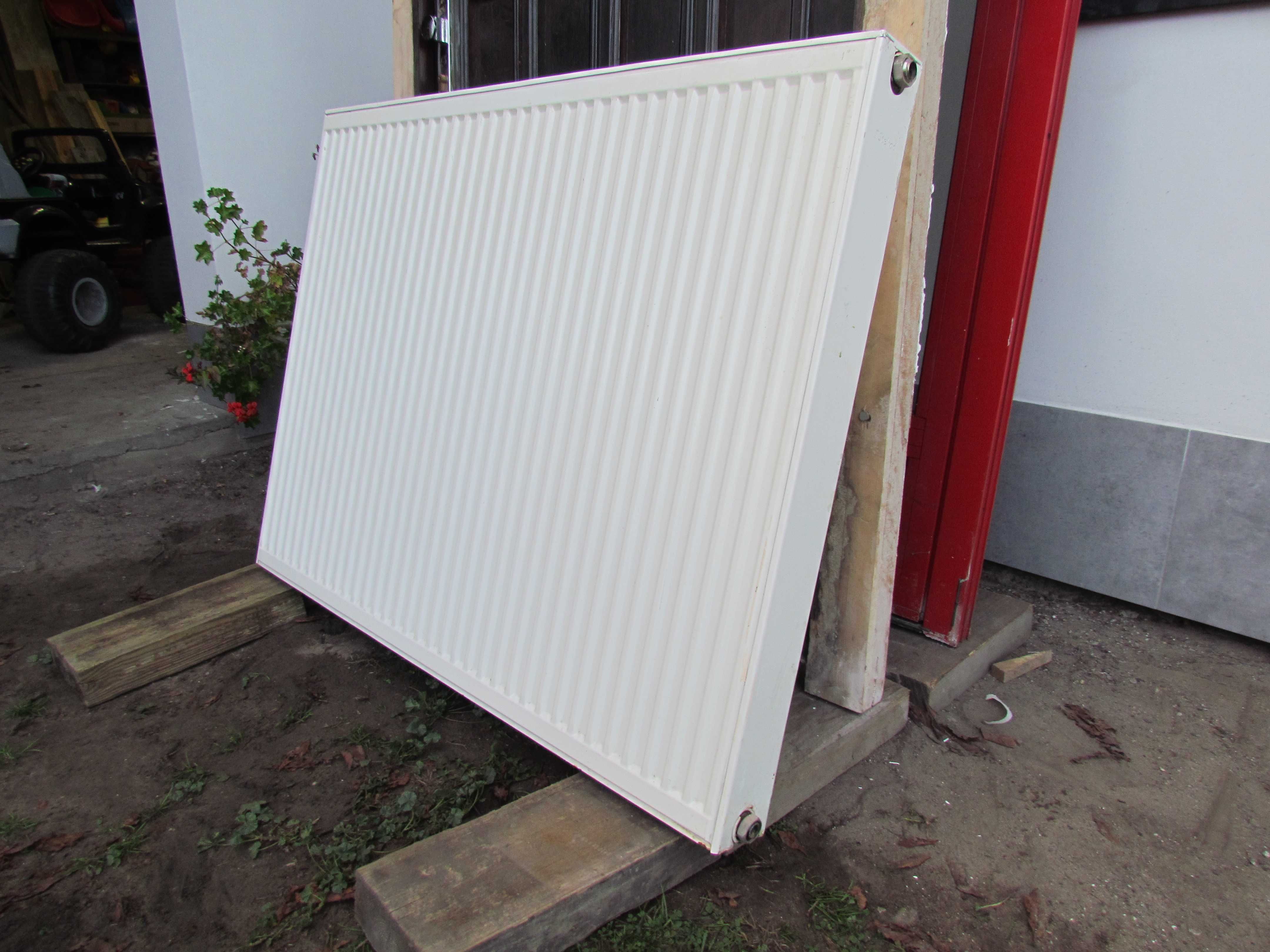 Grzejnik stalowy i aluminiowy Convector