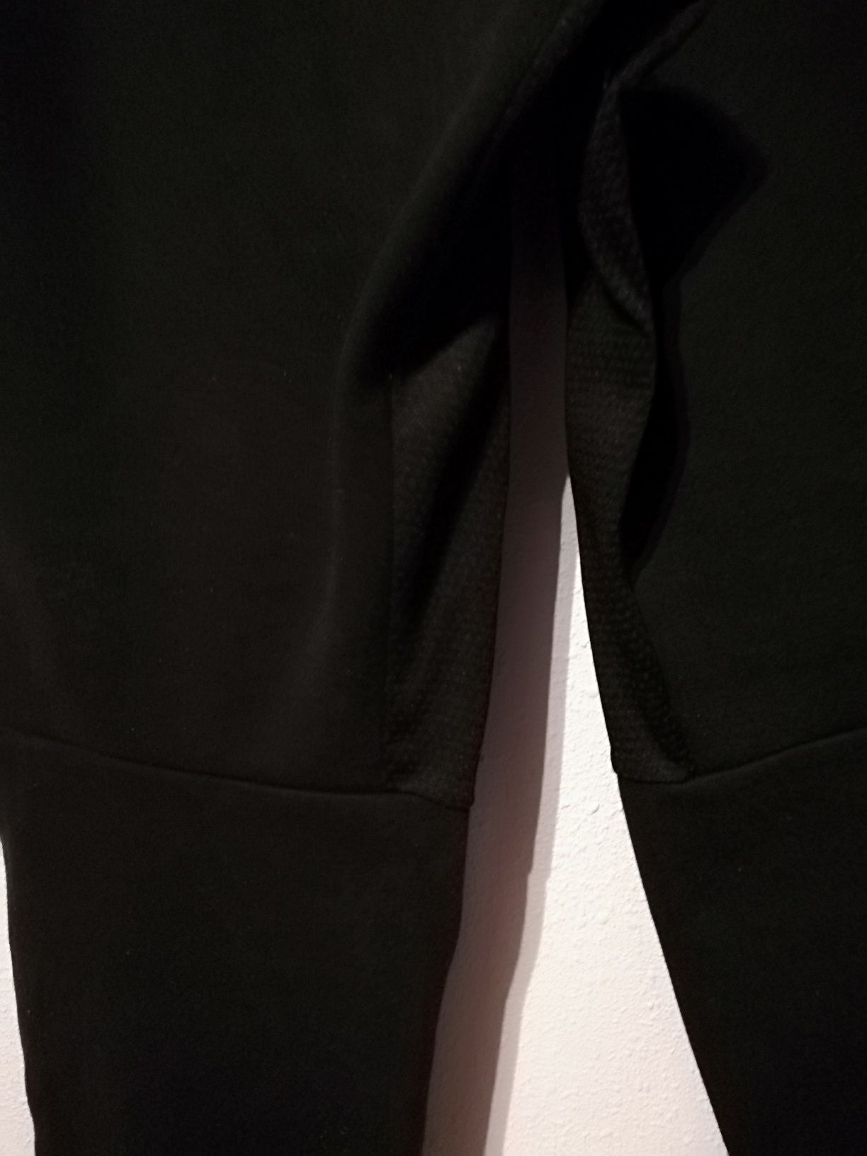 Spodnie treningowe M H&M