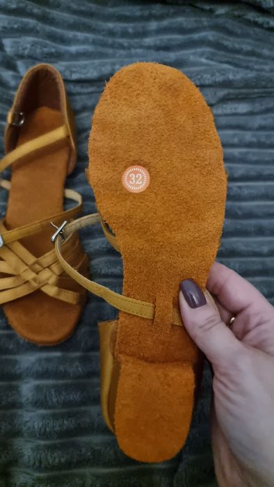 Nowe buty do tanca towarzyskiego roz 32