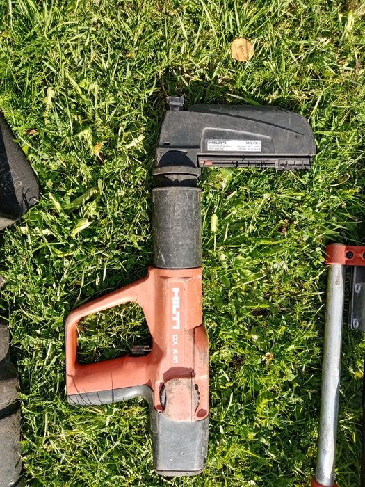 Narzędzia do naprawy hilti gwozdziarka