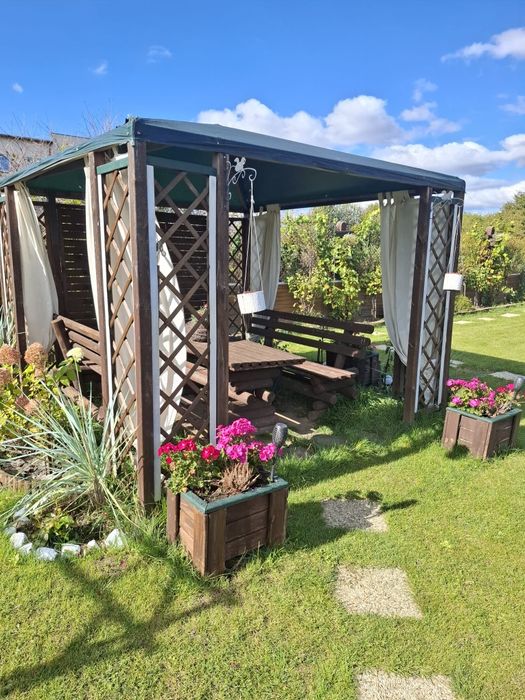 Piękna działka ROD z widokiem na jezioro 437 m2