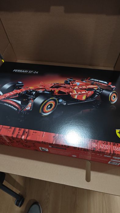 LEGO Ferrari Technic SF-24
