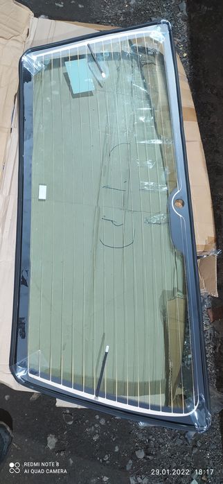 Стьокла гольф 4  всі в наявності