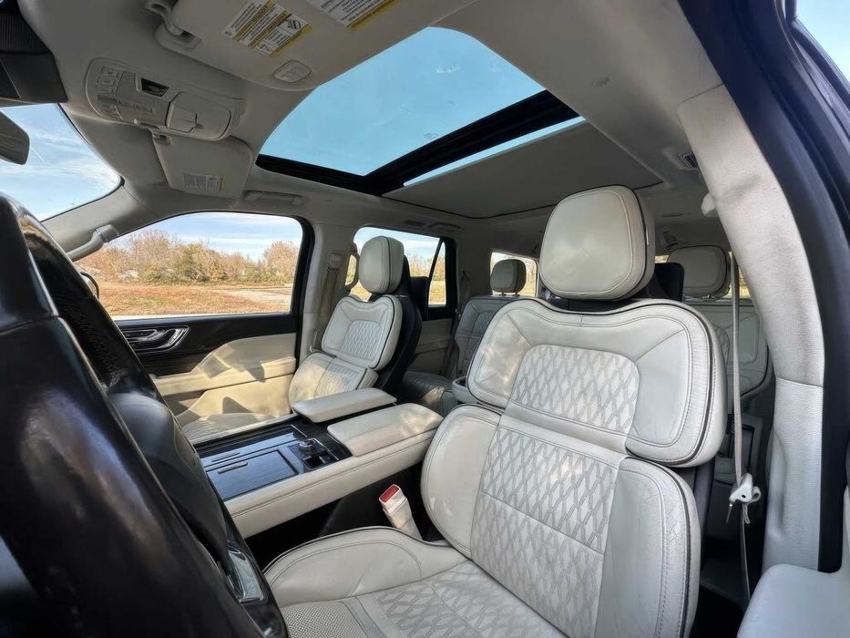 Lincoln Navigator Black Label      2018