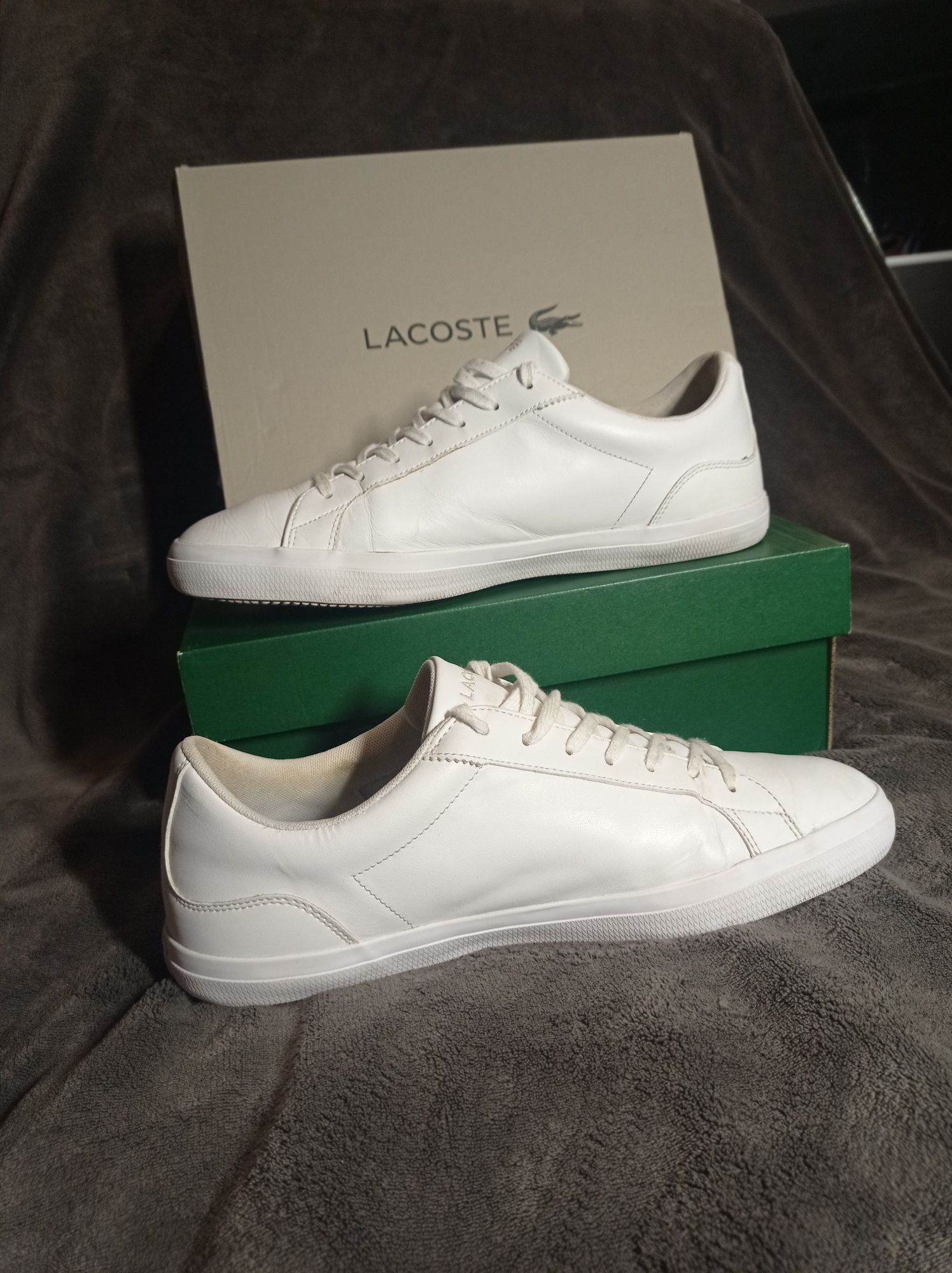 Buty Lacoste Lerond rozmiar 44 ,5 wkładka 28 cm skórzane białe trampki