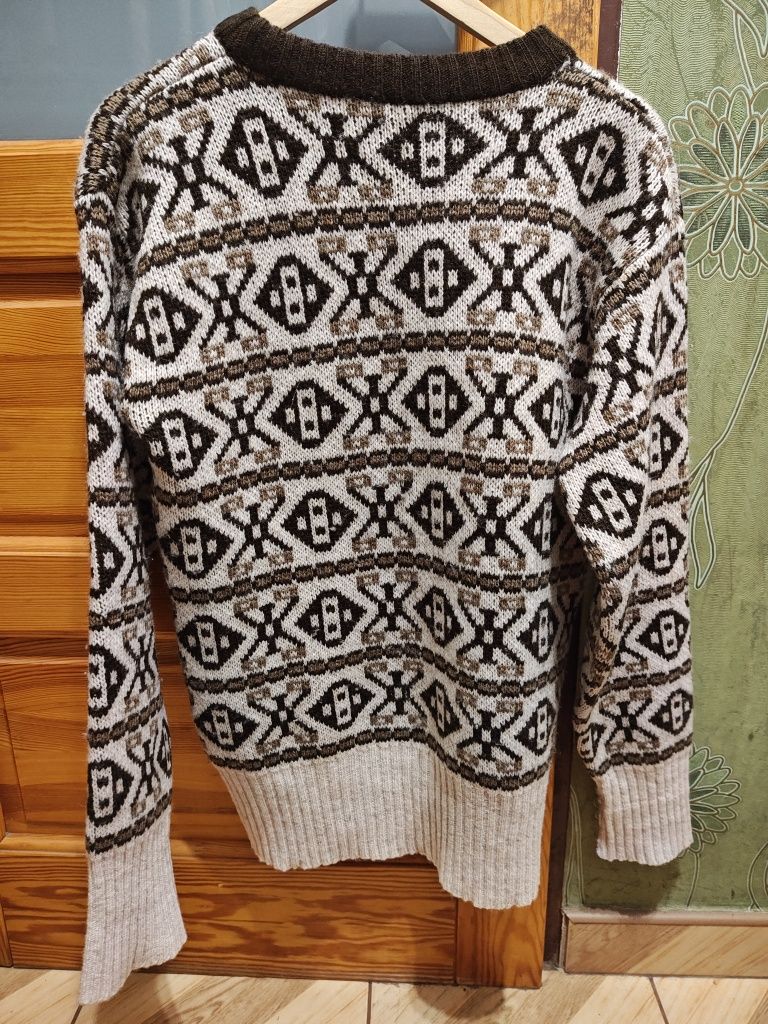 Wełniany sweter twojego dziadka, rozmiar M, klasyk z Danii, preppy sty