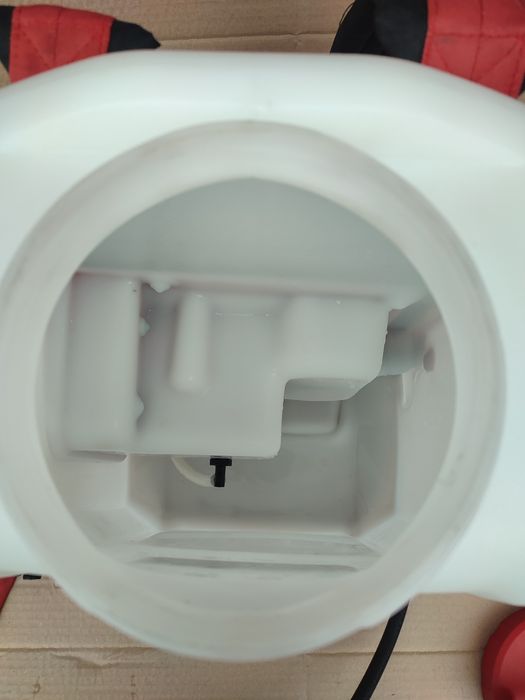 Opryskiwacz automatyczny ogrodowy