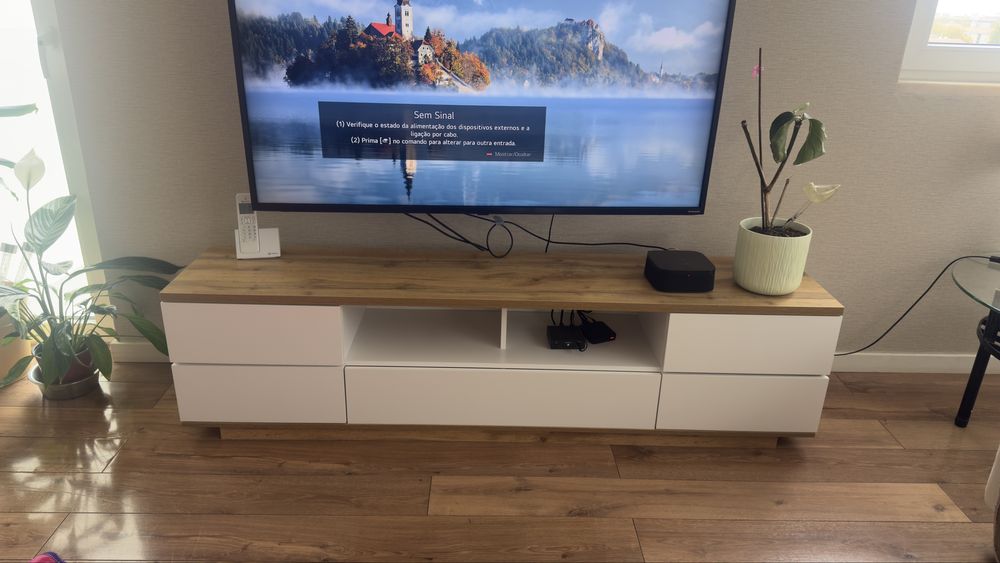 Movel de tv novo c/ fatura e garantia