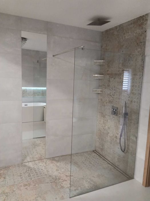 Remonty mieszkań układanie płytek