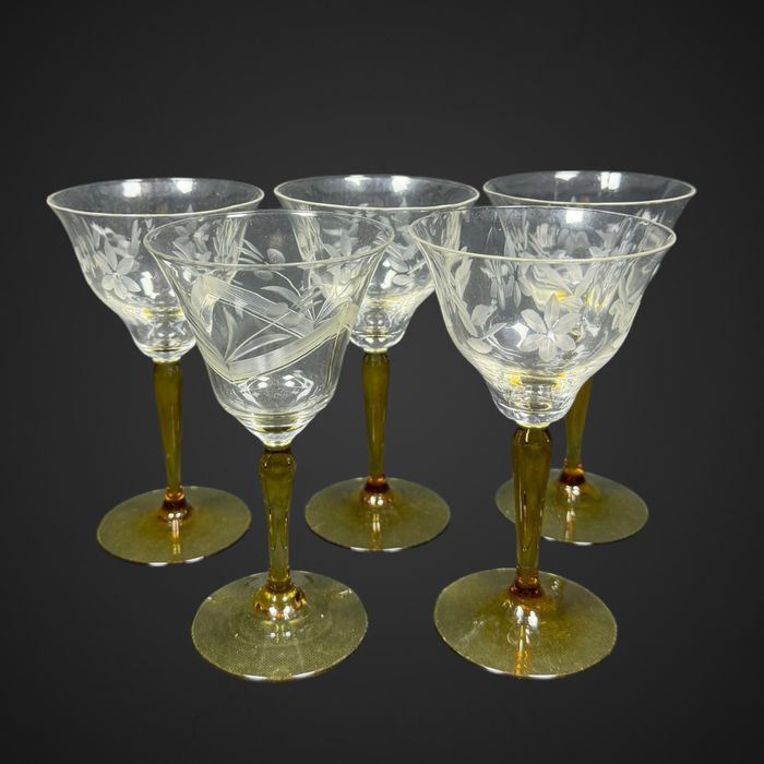 Kieliszki do wina krszytałowe szlif roślinny oliwkowa nózka B5/110938