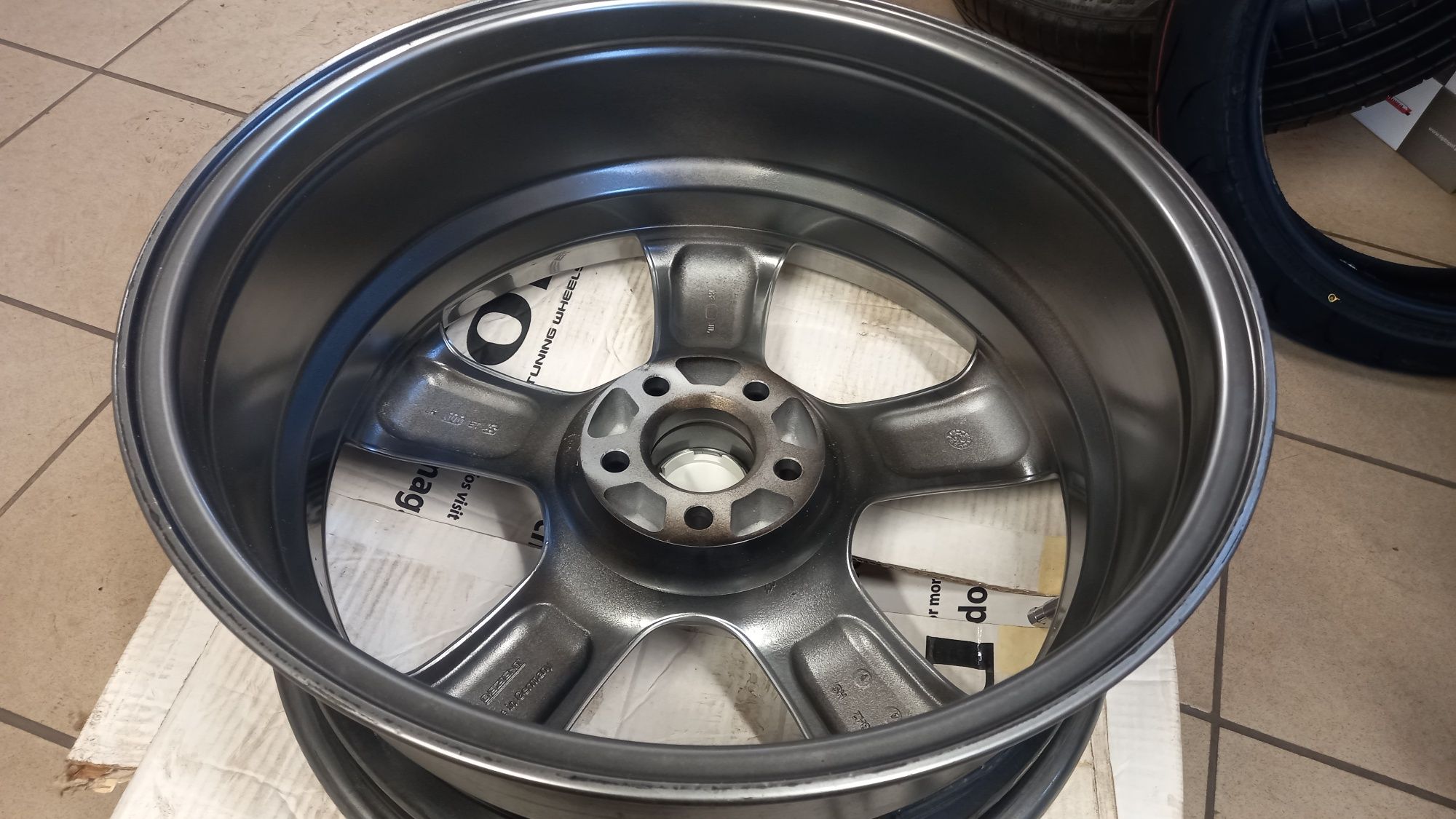 Felgi Dezent 18" 7.5J ET35 5x100 4sztuki