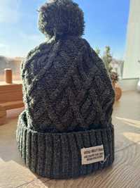Nowa czapka zimowa HiM  dla 4-6 latka