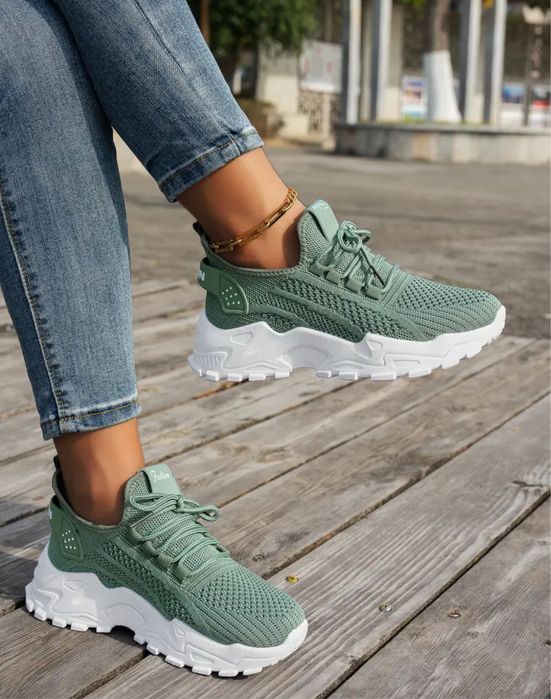 Buty damskie sportowe siateczka zielone białe lekkie 39