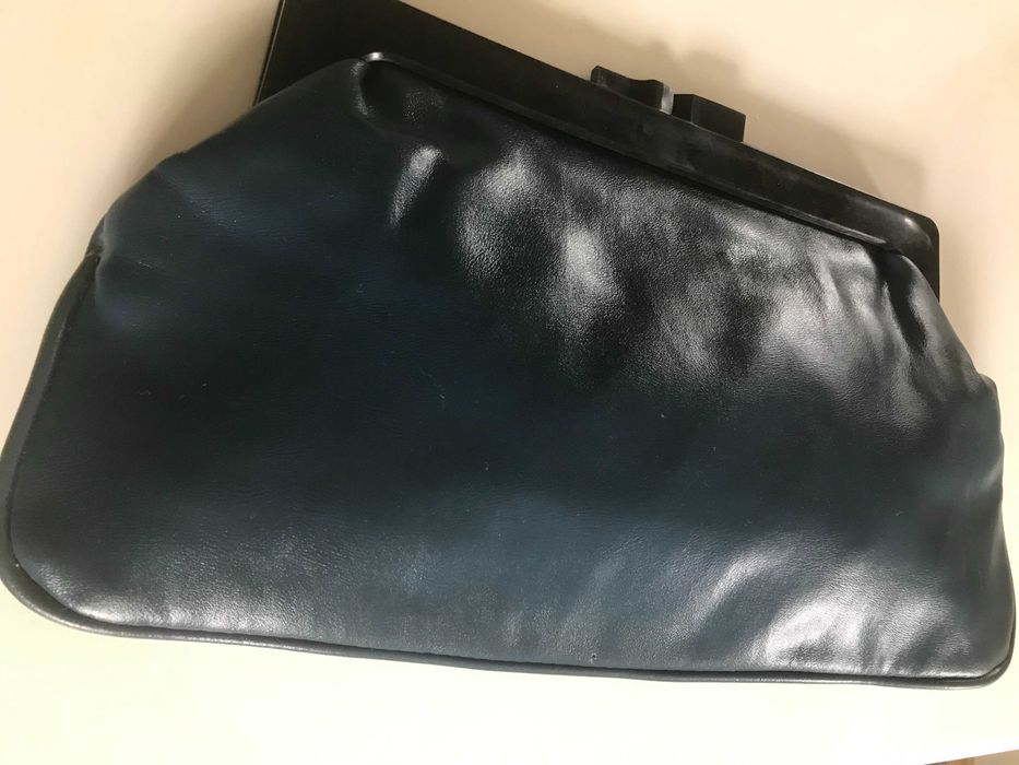 Torebka kopertówka niebieska, czarny zamek 39 x 21 cm