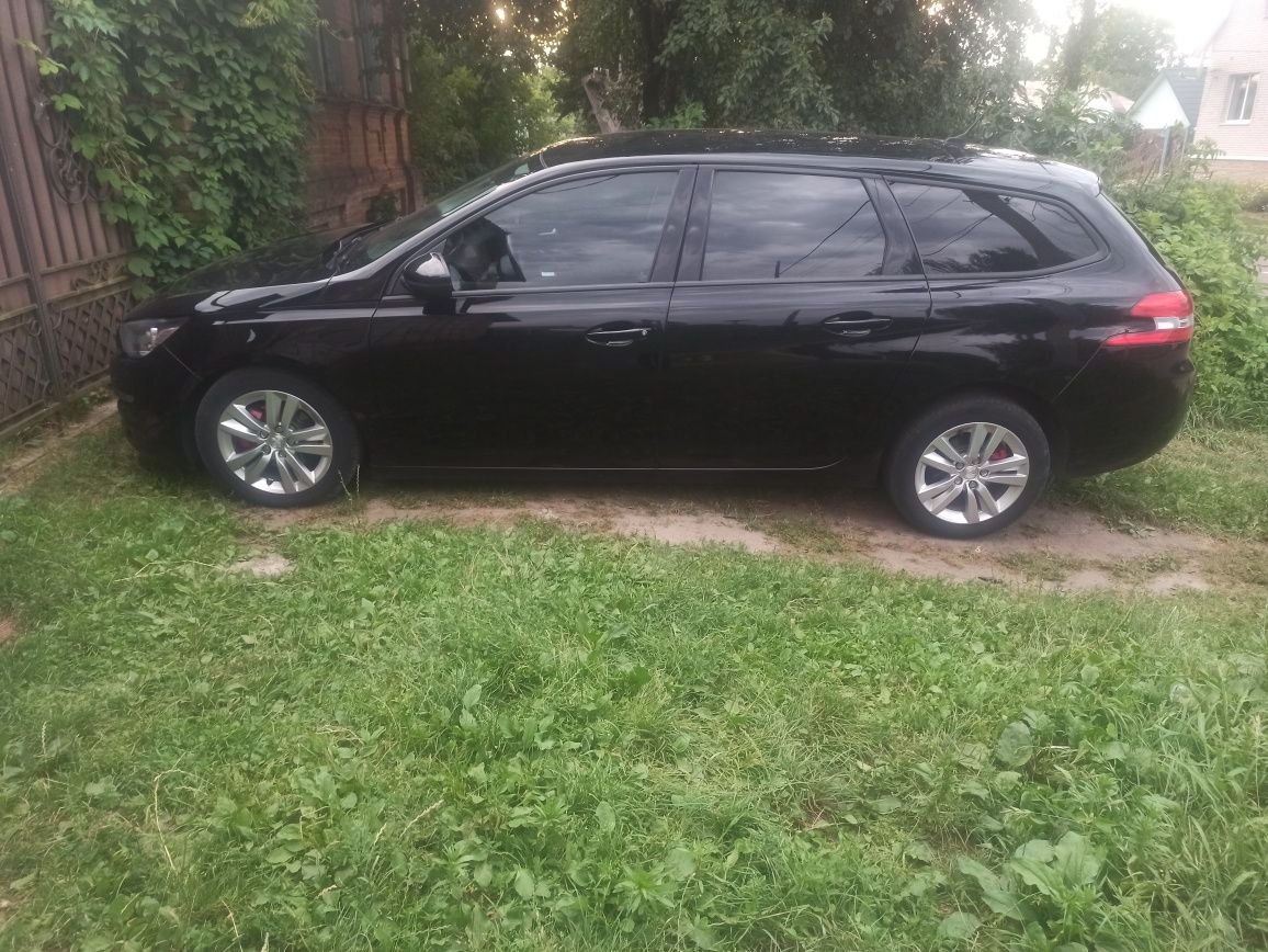Авто Peugeot 308 T9