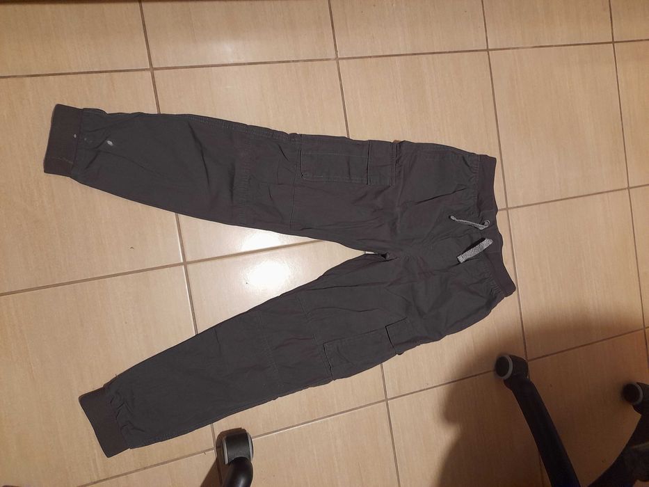 2 szt spodnie bojówki 146