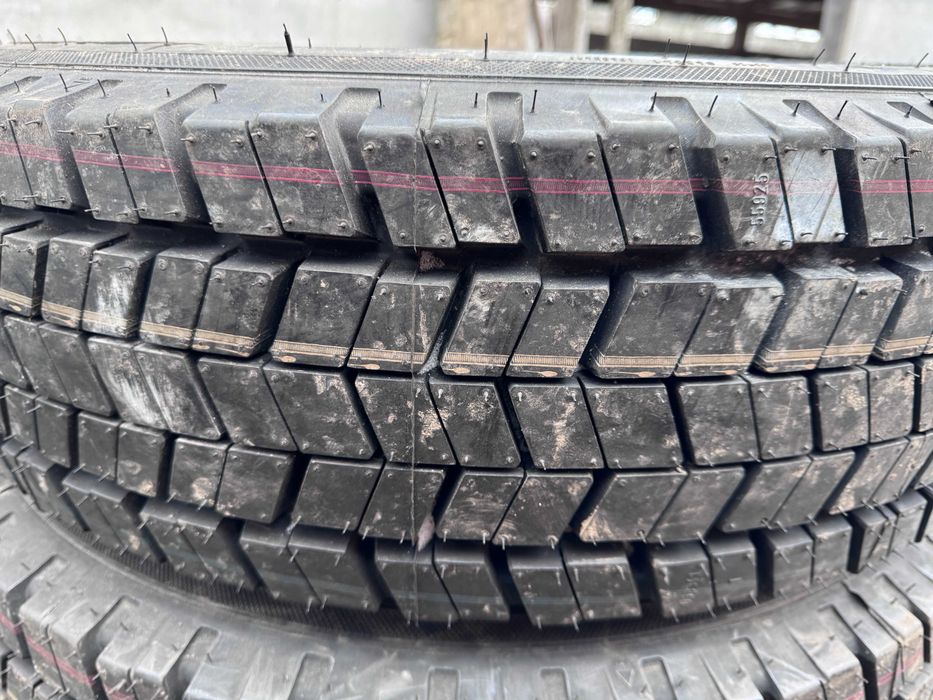 Вантажні шини SEMPERIT 225/75 R17,5 грузова резина, без пробігу