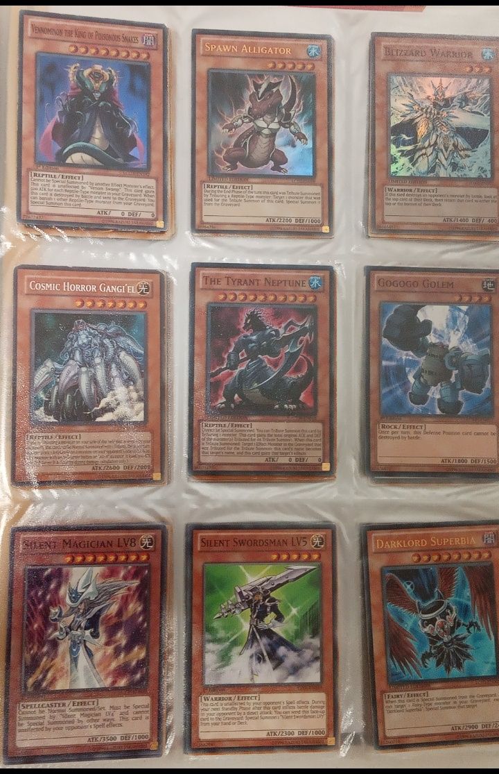Cartas Yu Gi Ho cards