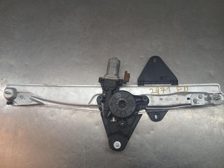 Elevador vidros frente direito DACIA Sandero III