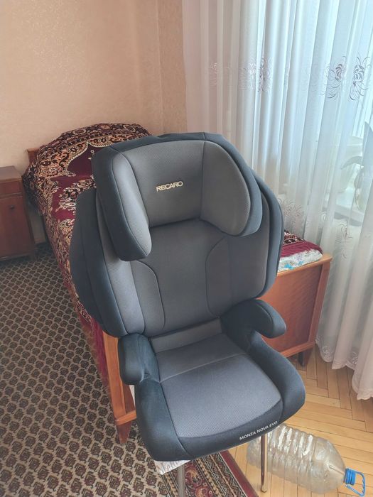 Автокрісло дитяче