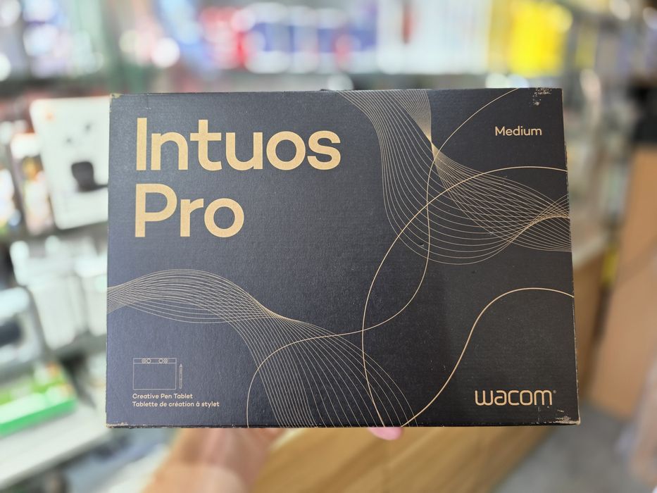 Графічний планшет Wacom Intuos Pro Medium (PTK670K0B) – 2025
