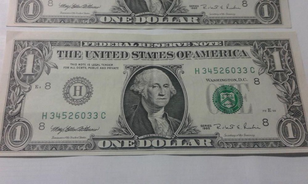 1 доллар (3шт) США 1995г (3 номера подряд)