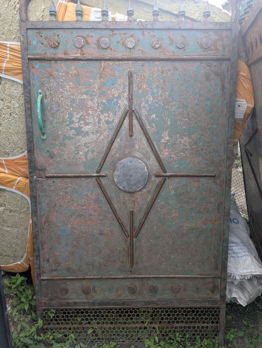 Продам ворота железные