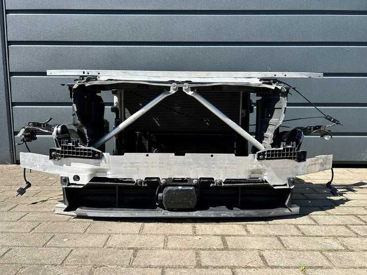 BMW X3 G01 Передня панель, телевізор