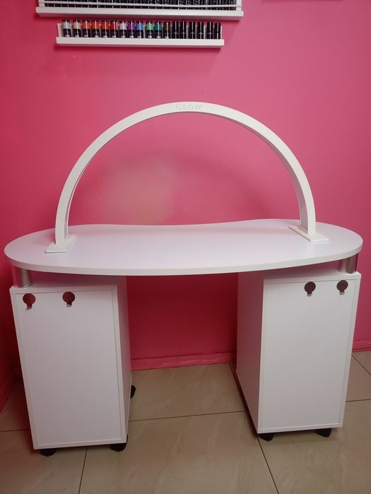 Biała lampa bezcieniowa GLOW do paznokci nablatowa żel manicure pedi