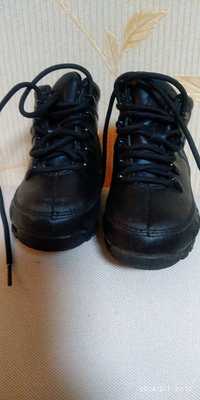 Ботиночки черные (тимбирленд)