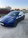Tesla model 3 прекрасний стан