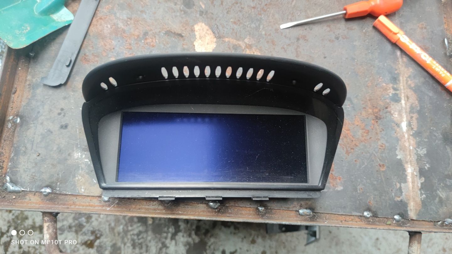 BMW e60 monitor nawigacji